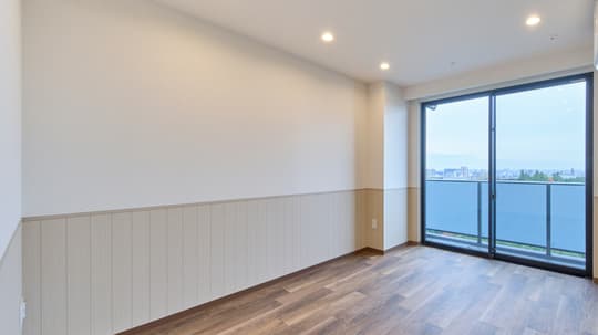 Home Living Option Image